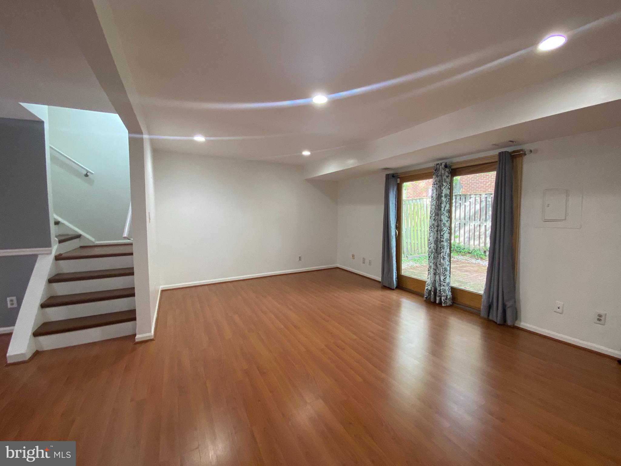 JEFFERSON GREEN - Residential Lease