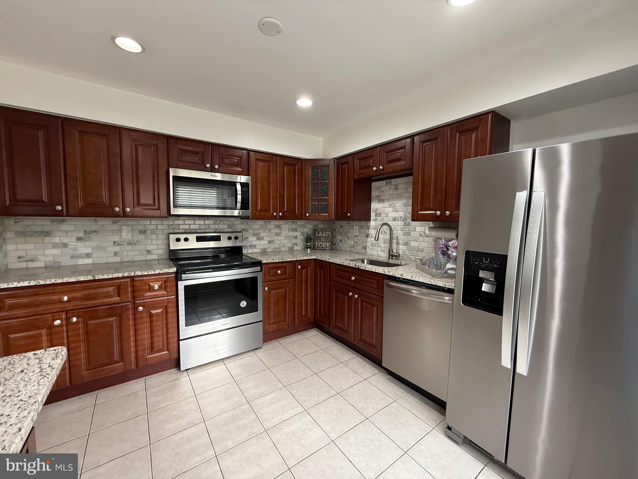 JEFFERSON GREEN - Residential Lease