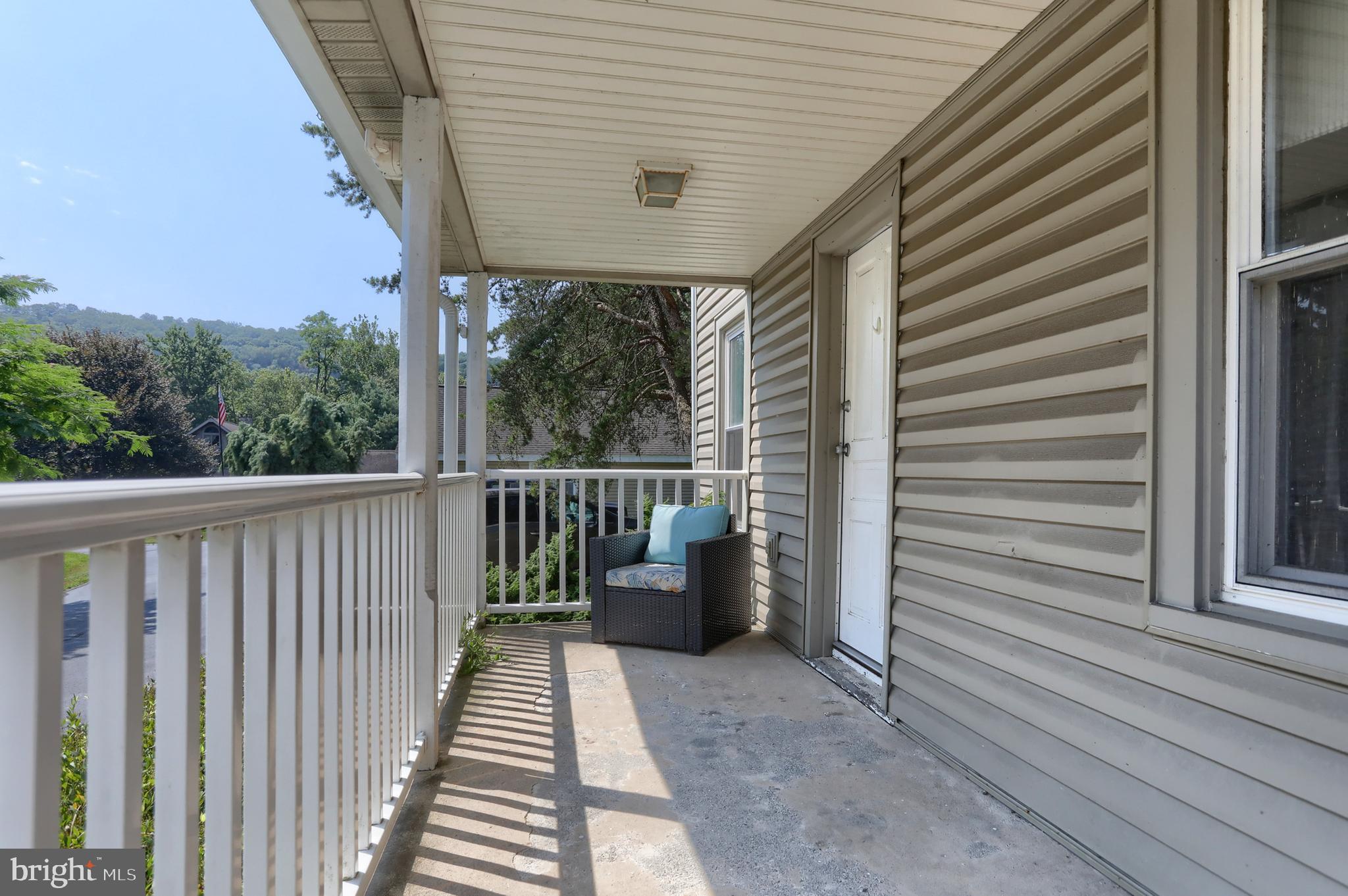 105 KINGS HIGHWAY