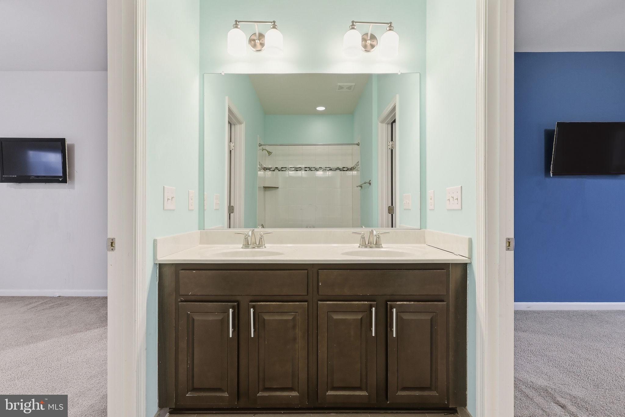 COPPER MILL ESTATES - Residential