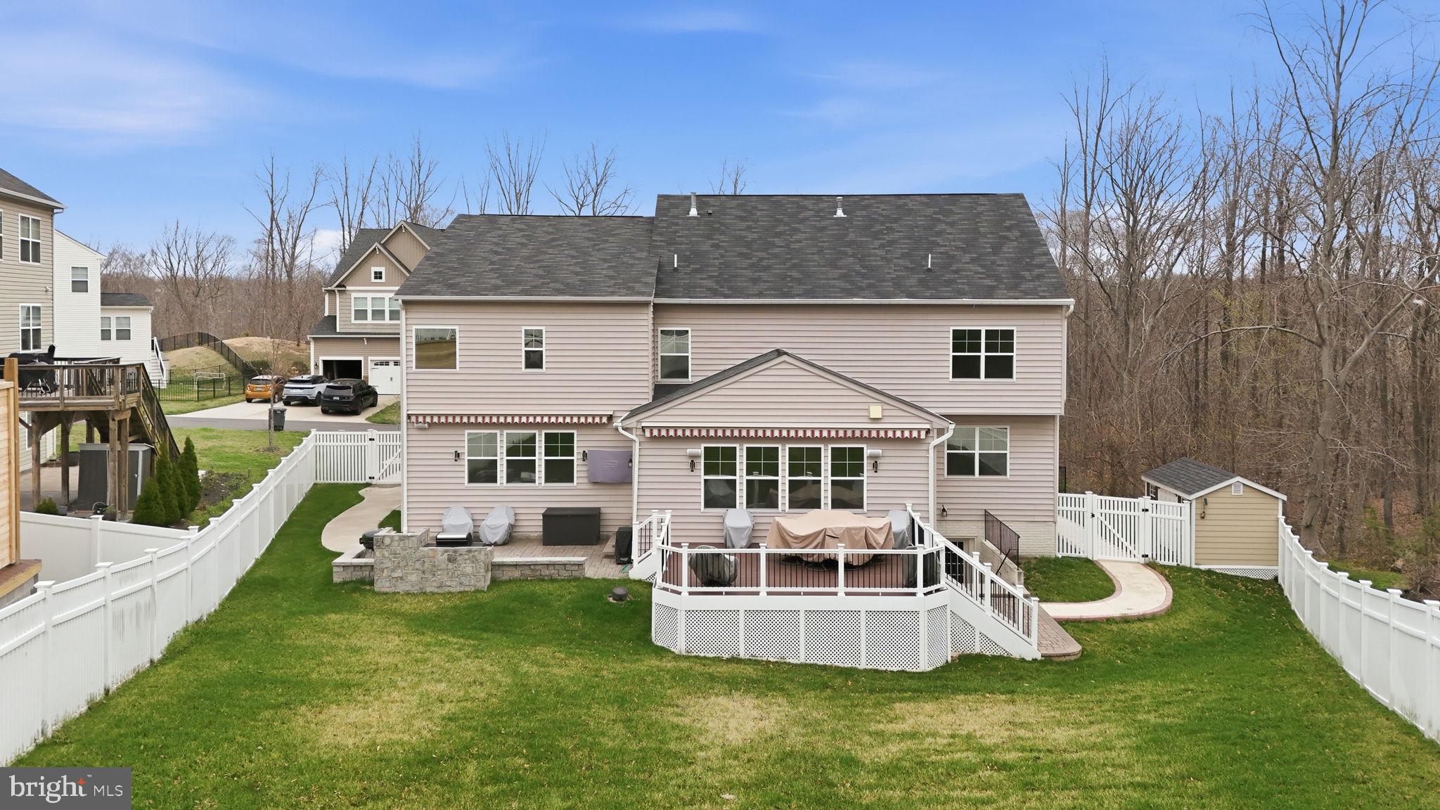 COPPER MILL ESTATES - Residential