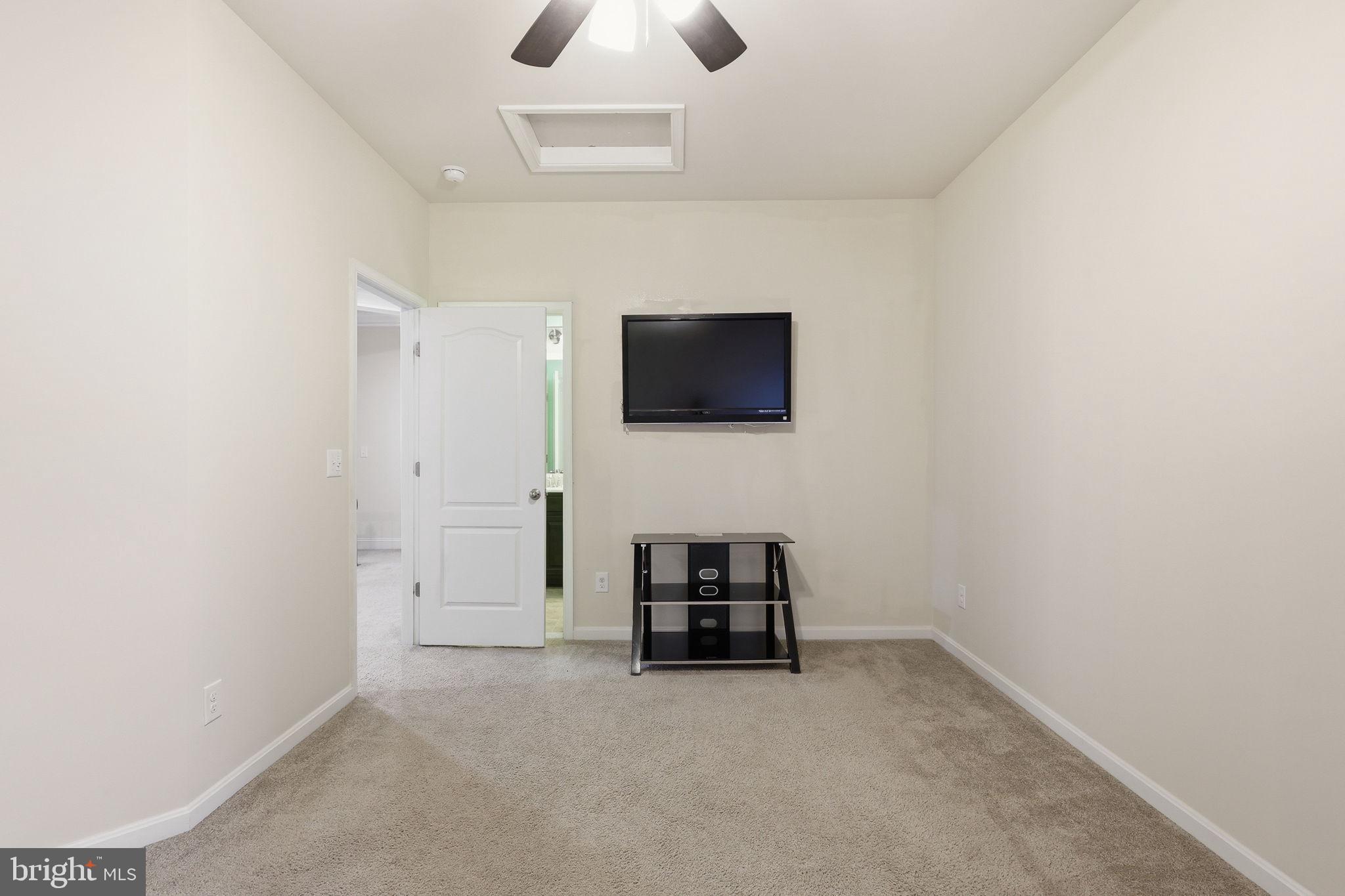 COPPER MILL ESTATES - Residential