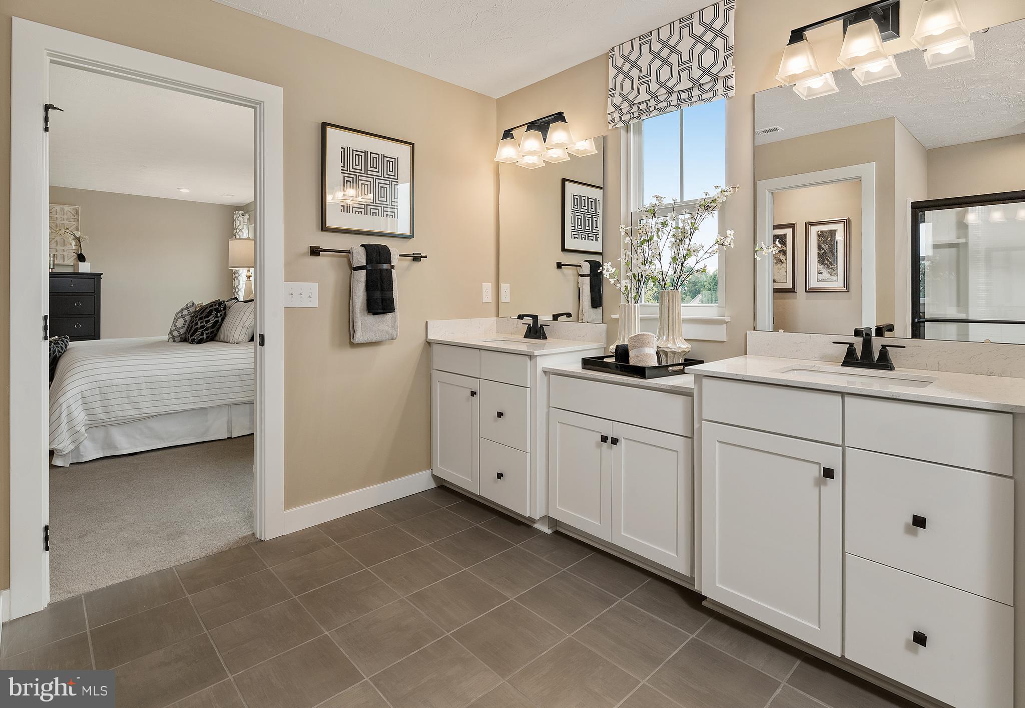 GREEN LANE MEADOWS - Residential