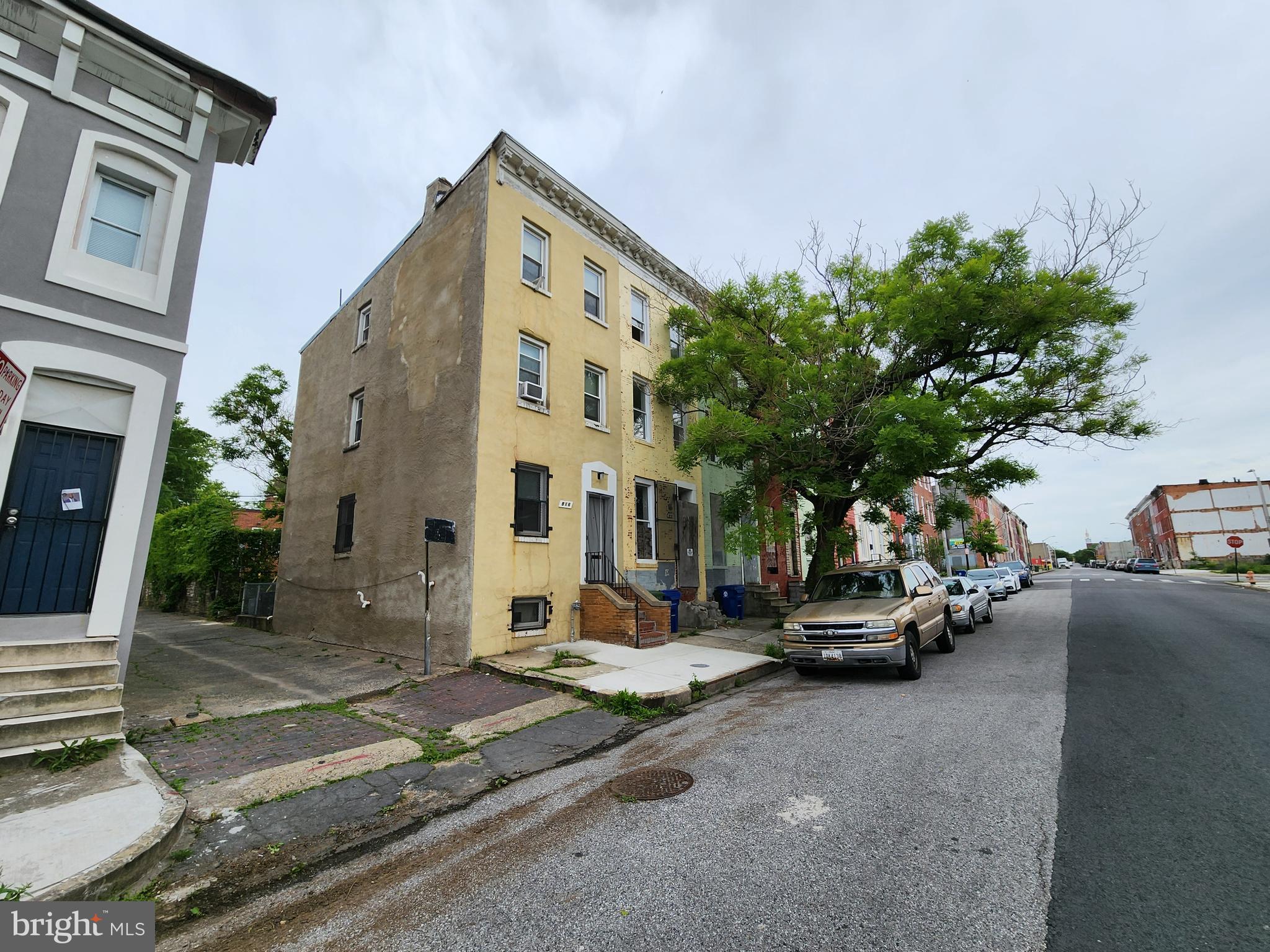816 N STRICKER STREET