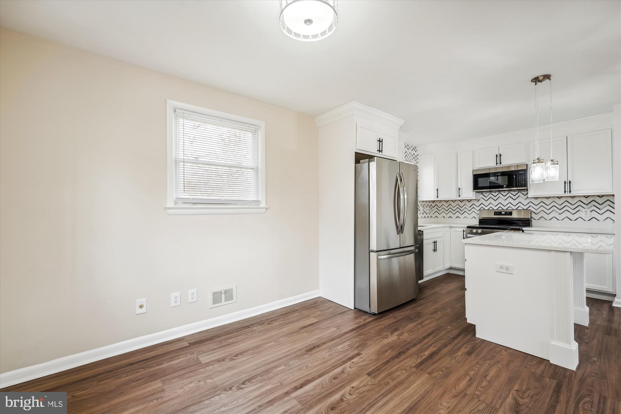 FORESTVILLE - Residential