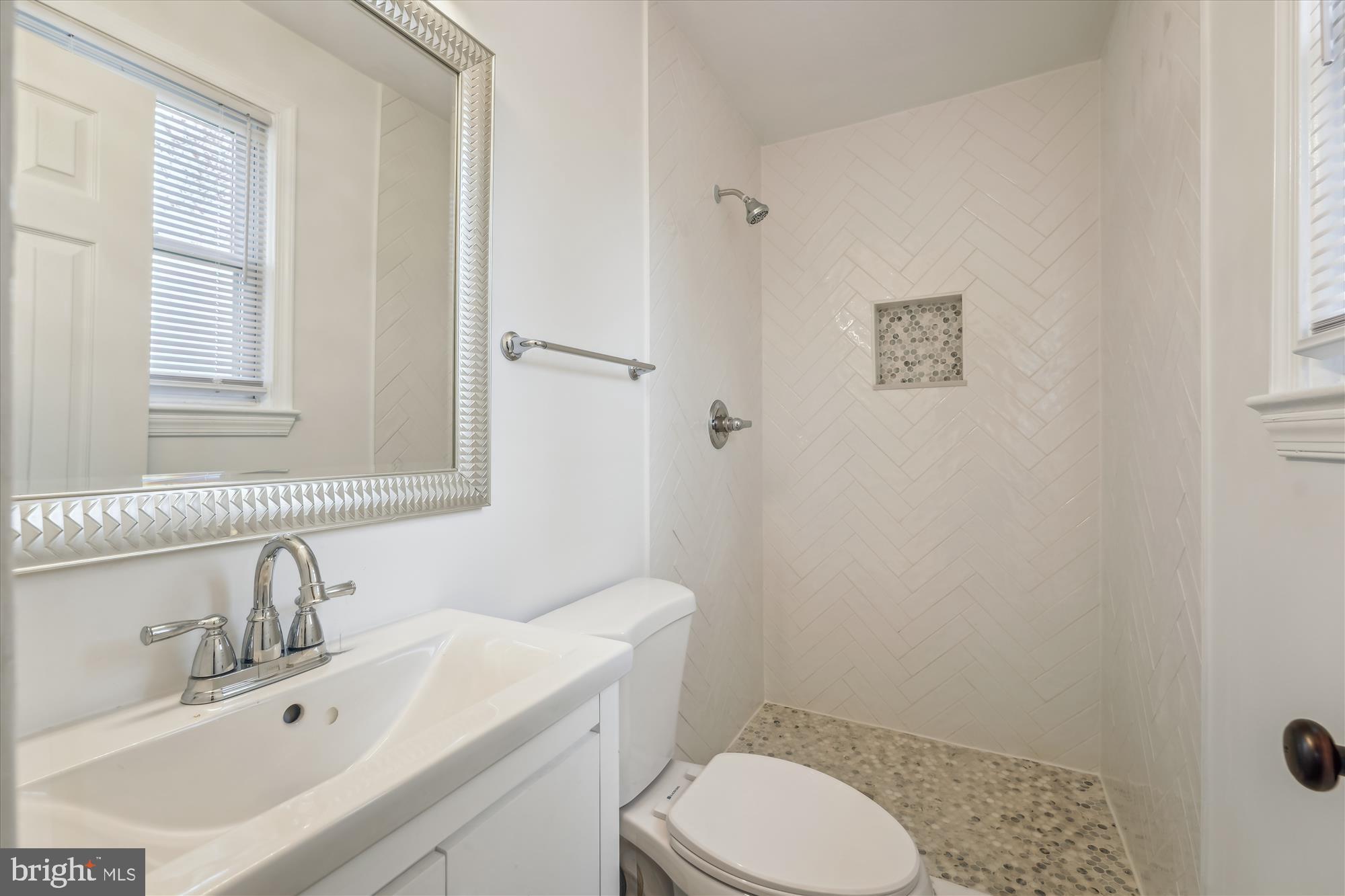 FORESTVILLE - Residential