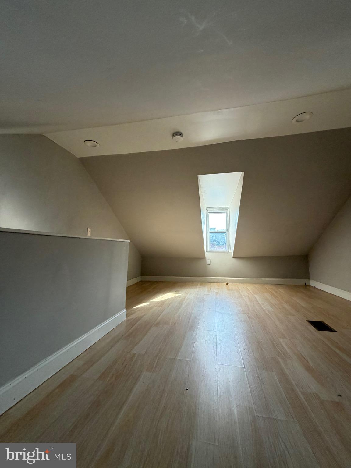 READING - Residential Lease