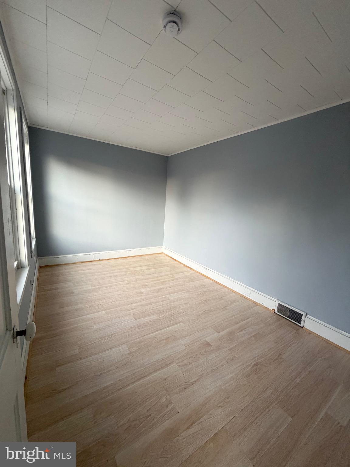 READING - Residential Lease