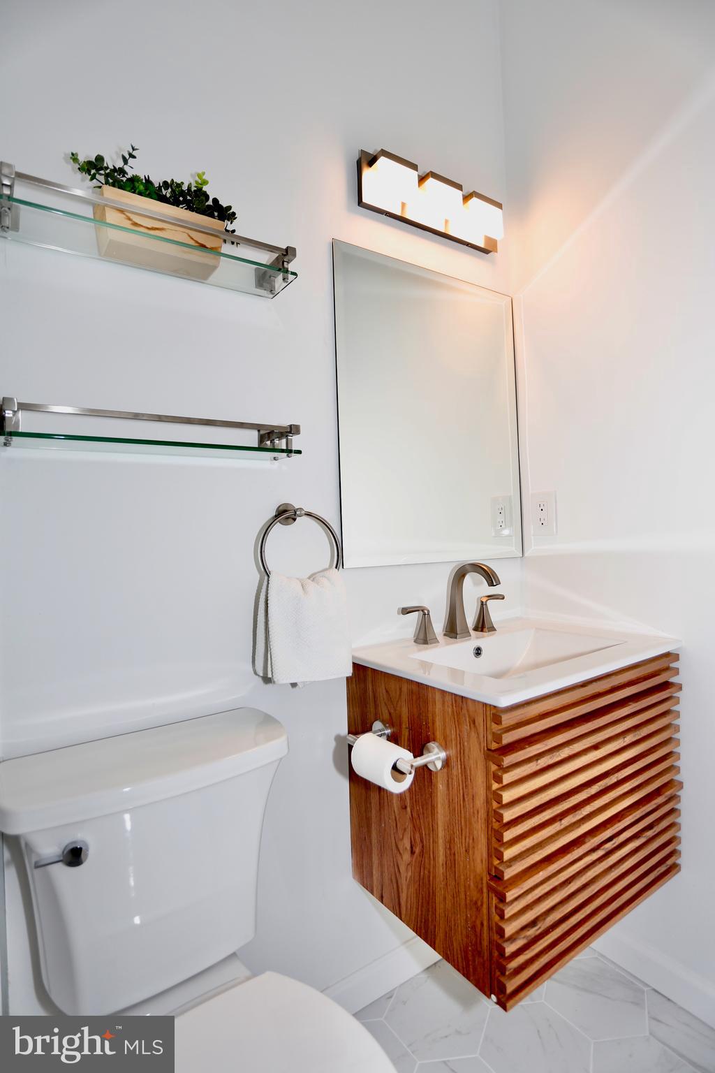 WOODMONT PLACE - Residential Lease