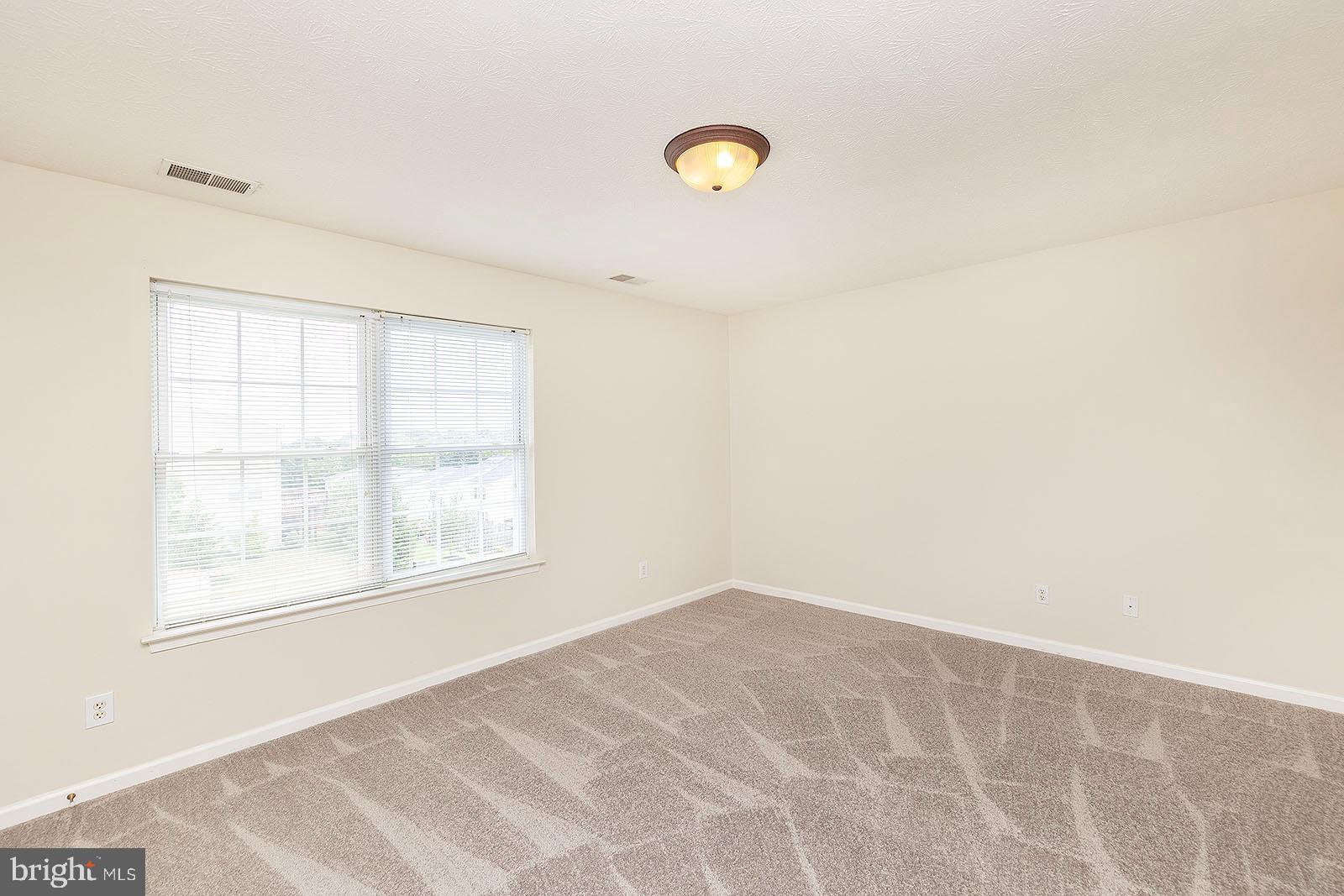 WINDSTONE - Residential Lease