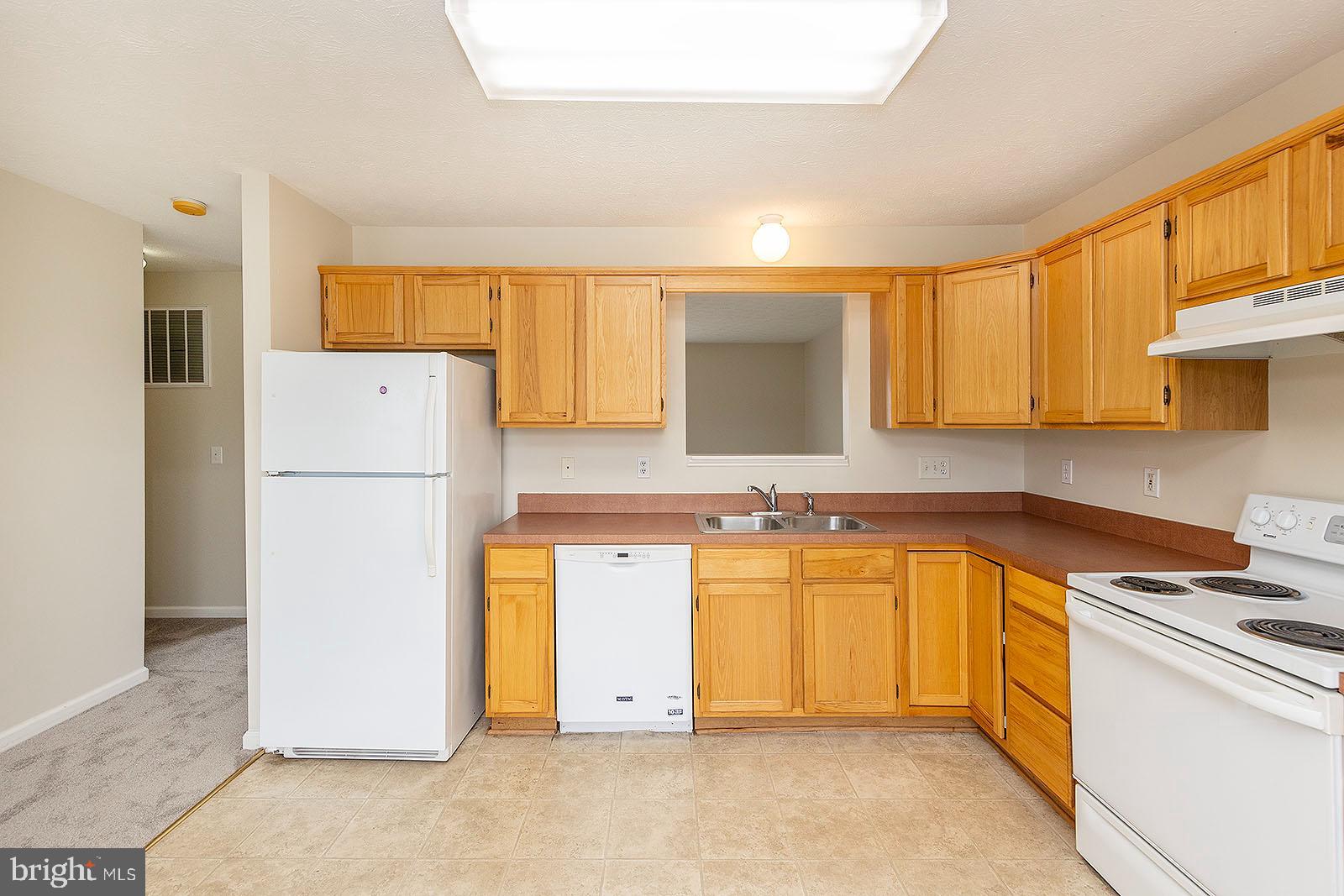 WINDSTONE - Residential Lease