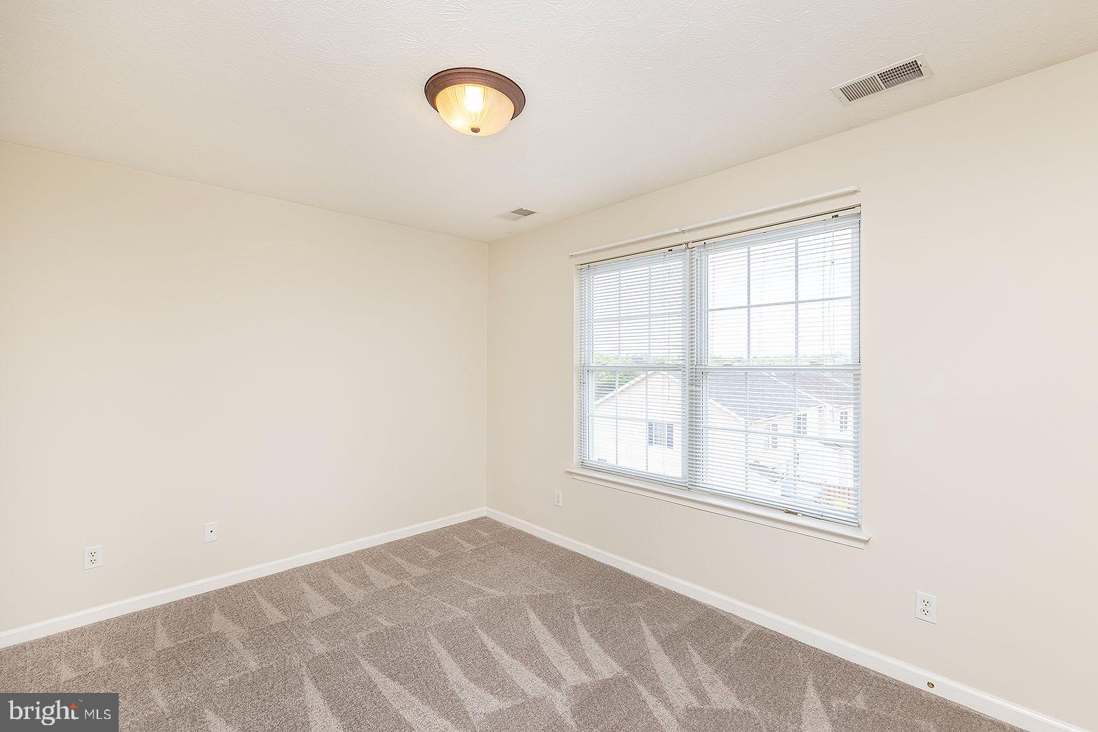 WINDSTONE - Residential Lease