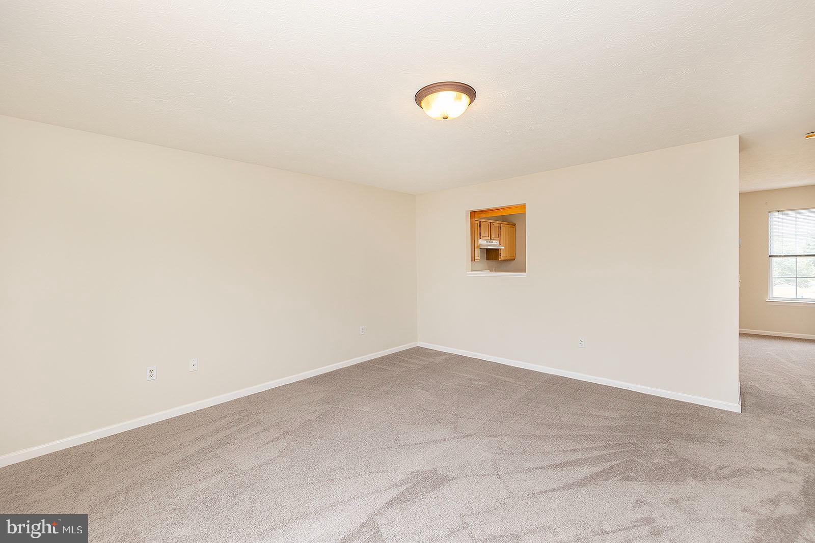 WINDSTONE - Residential Lease