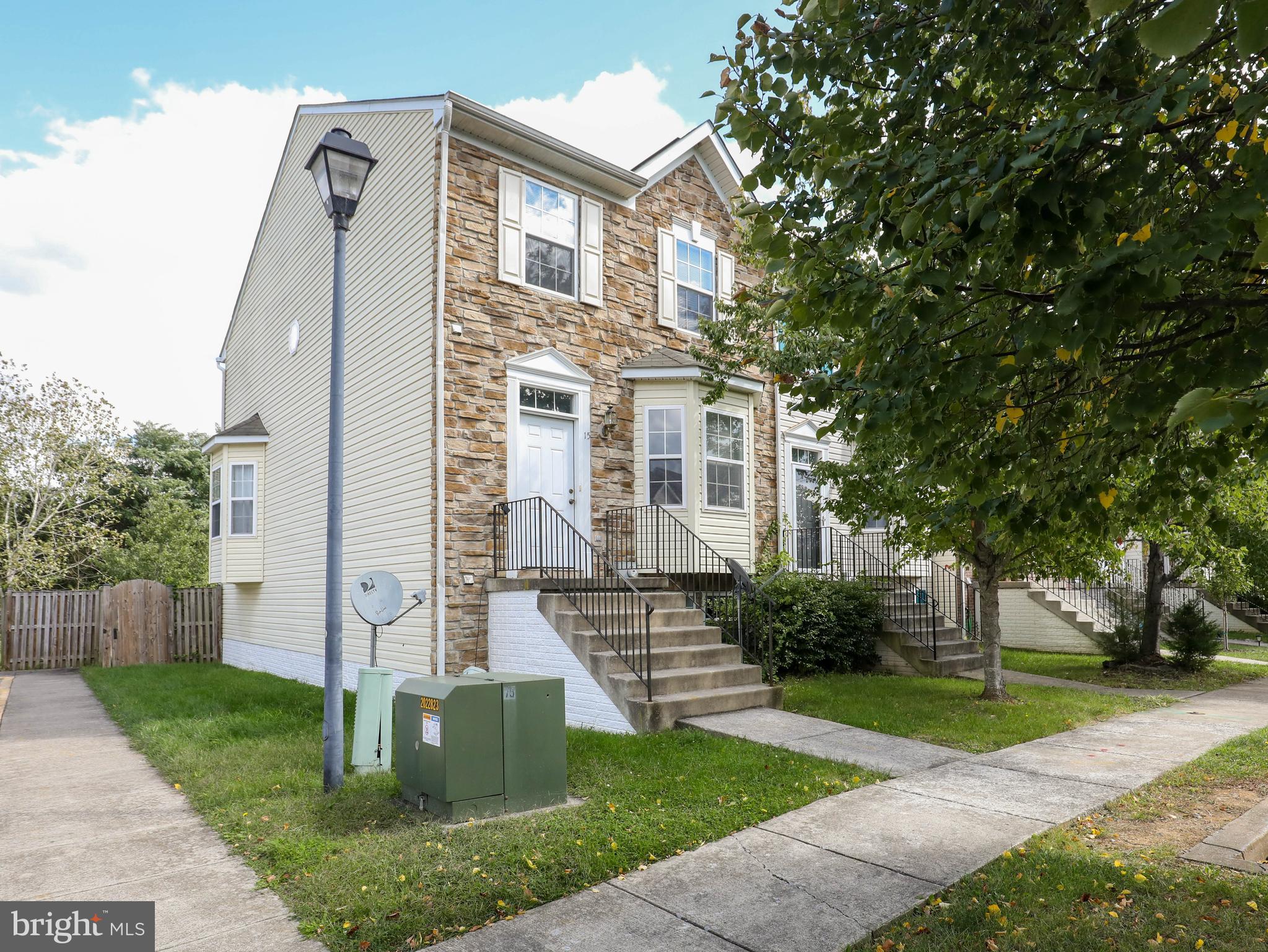 GREEN MEADOWS - Residential Lease