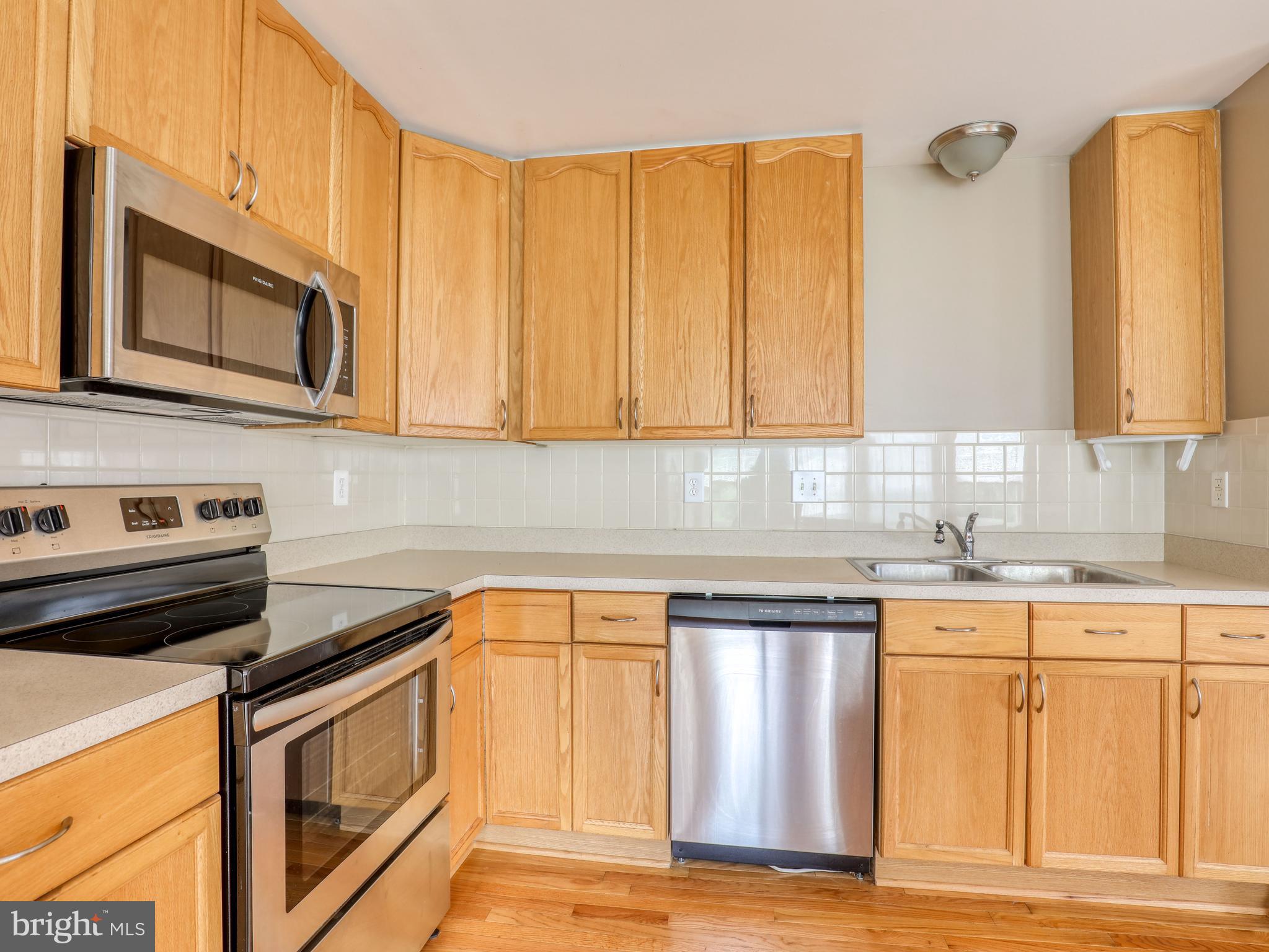 GREEN MEADOWS - Residential Lease