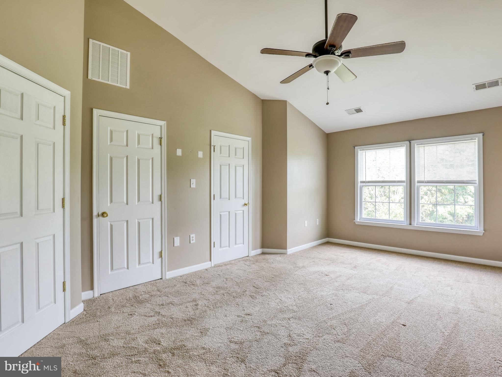 GREEN MEADOWS - Residential Lease