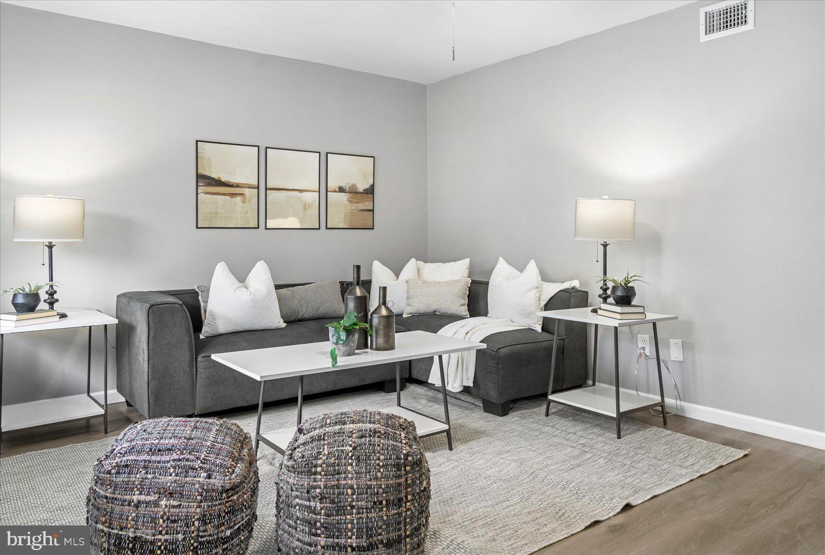 RUMSEY ISLAND - Residential