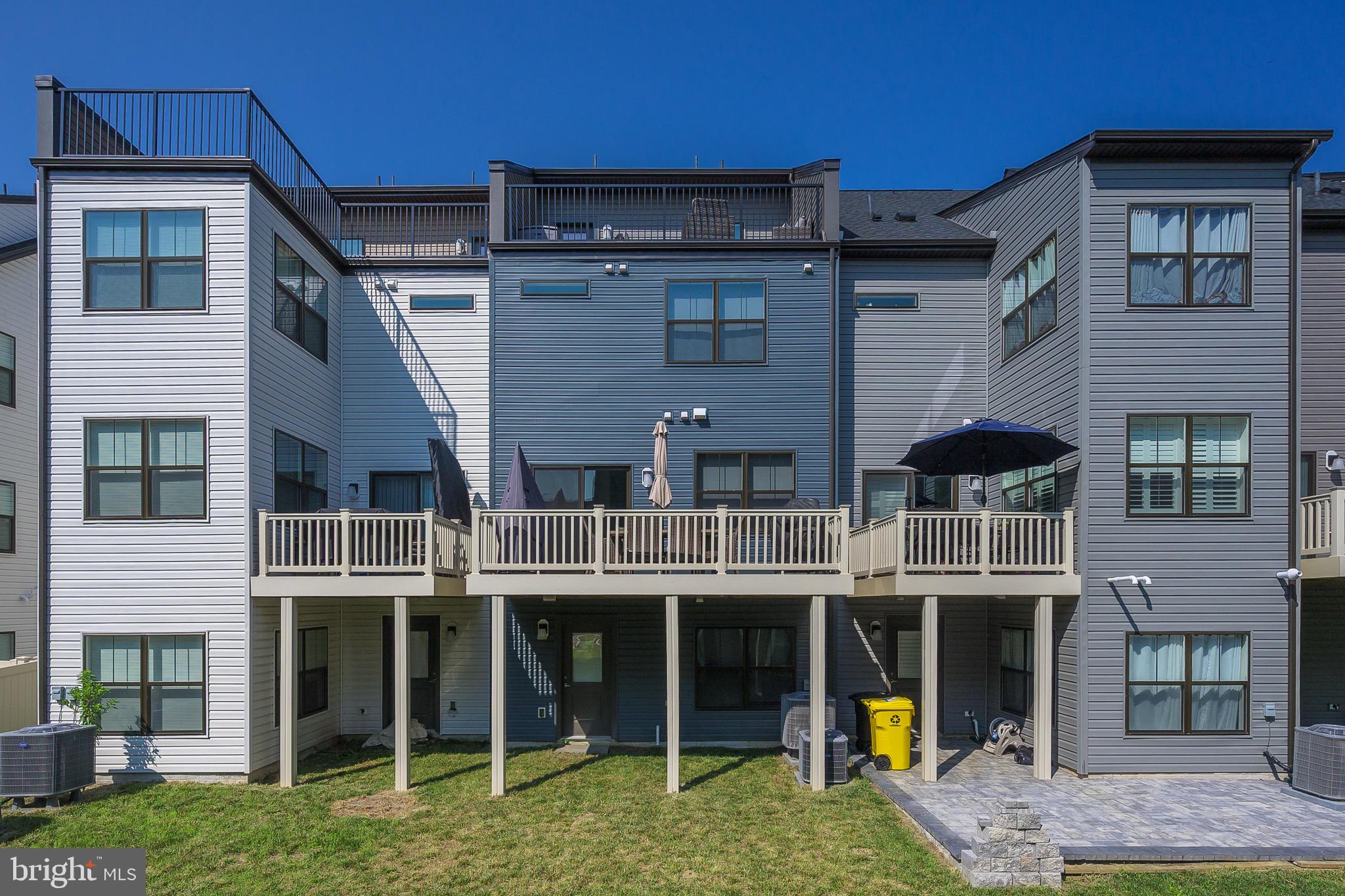 630 CHALCEDONY LANE