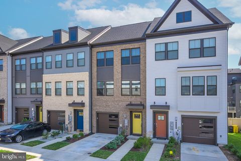 630 CHALCEDONY LANE GLEN BURNIE MD 21060