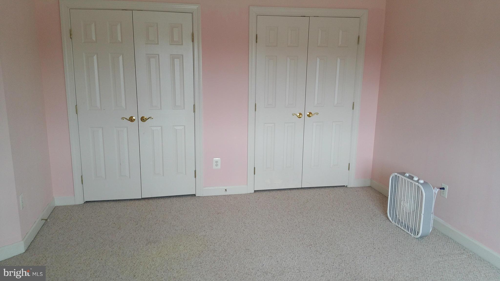 SOMERSET - Residential Lease