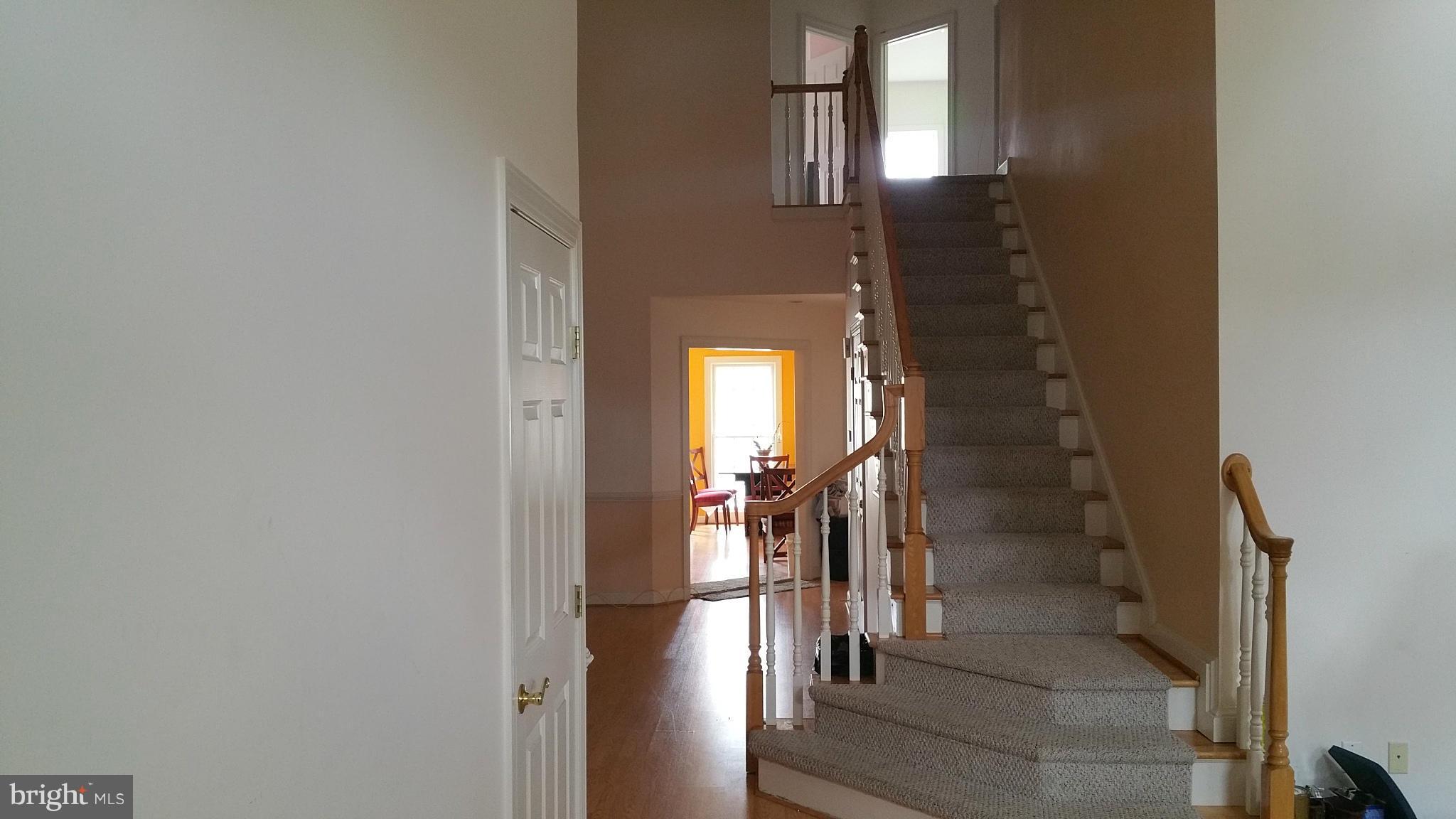 SOMERSET - Residential Lease