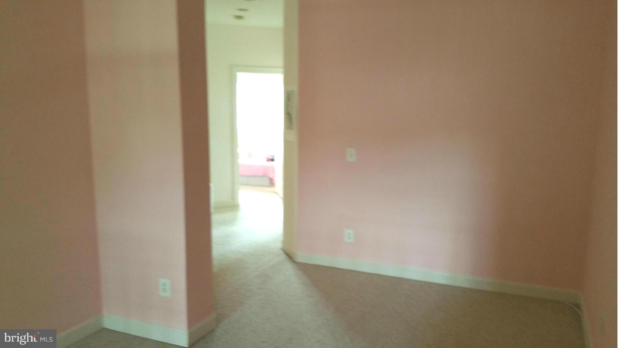 SOMERSET - Residential Lease