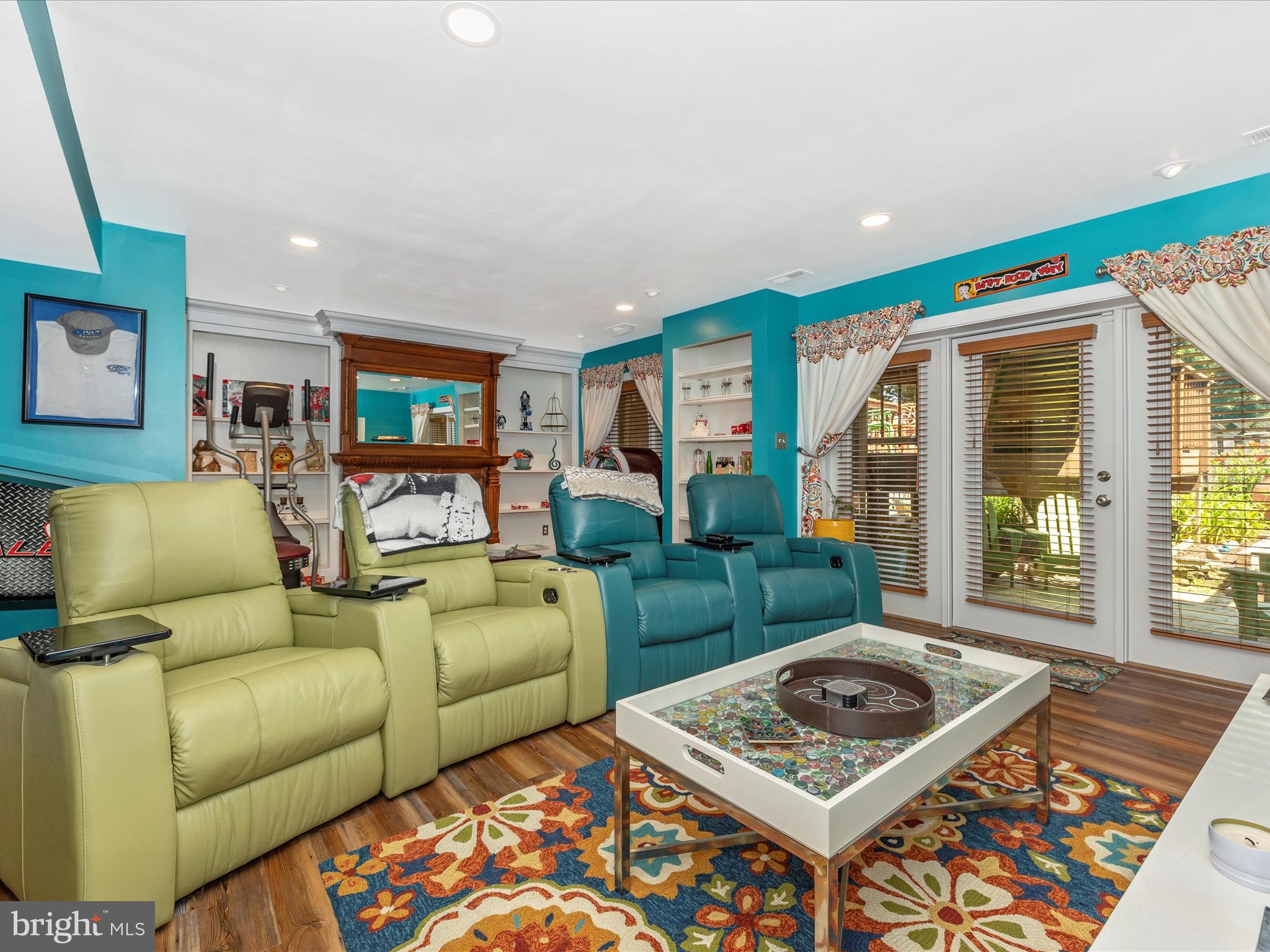 WATERSIDE - Residential