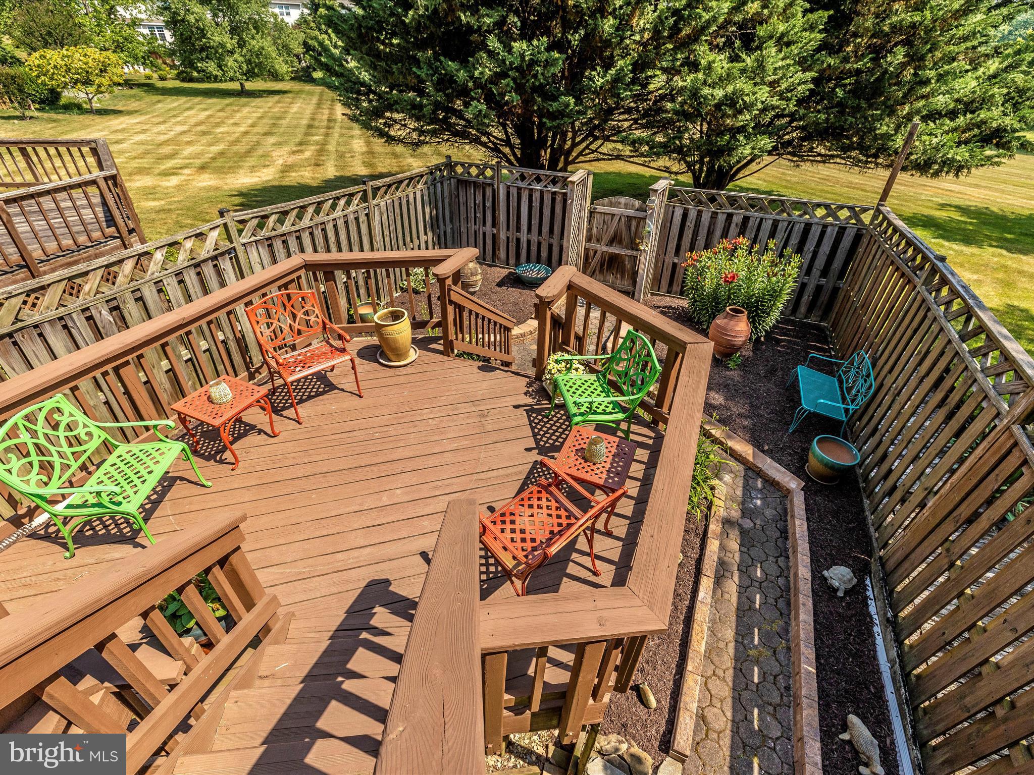 WATERSIDE - Residential