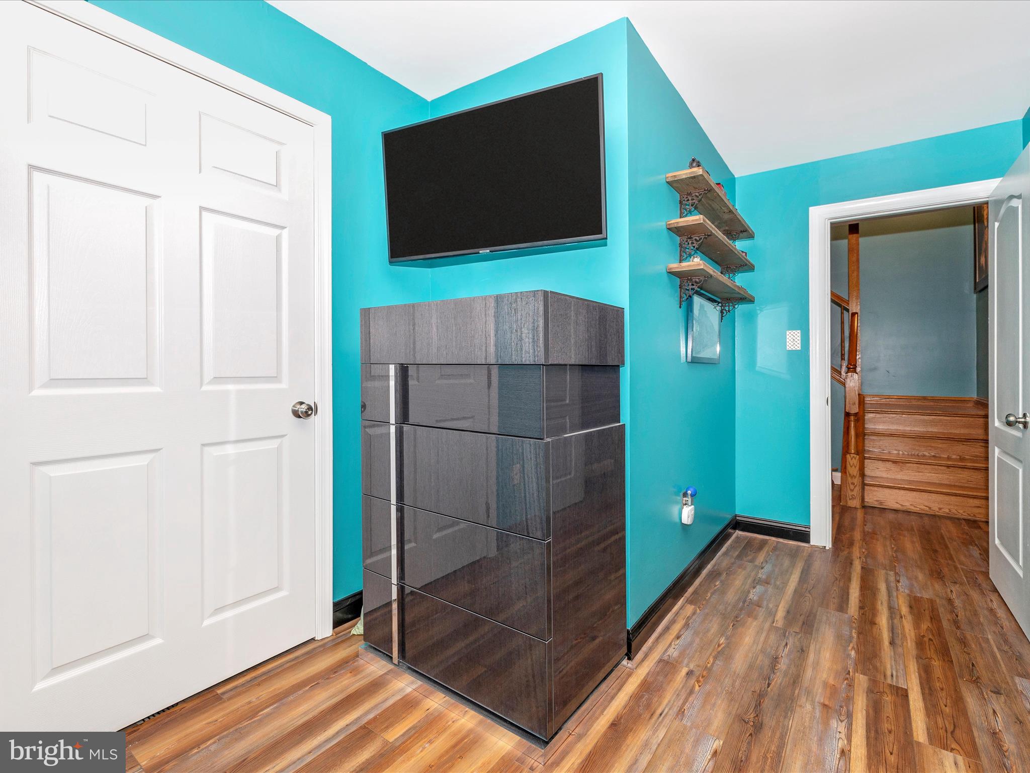 WATERSIDE - Residential