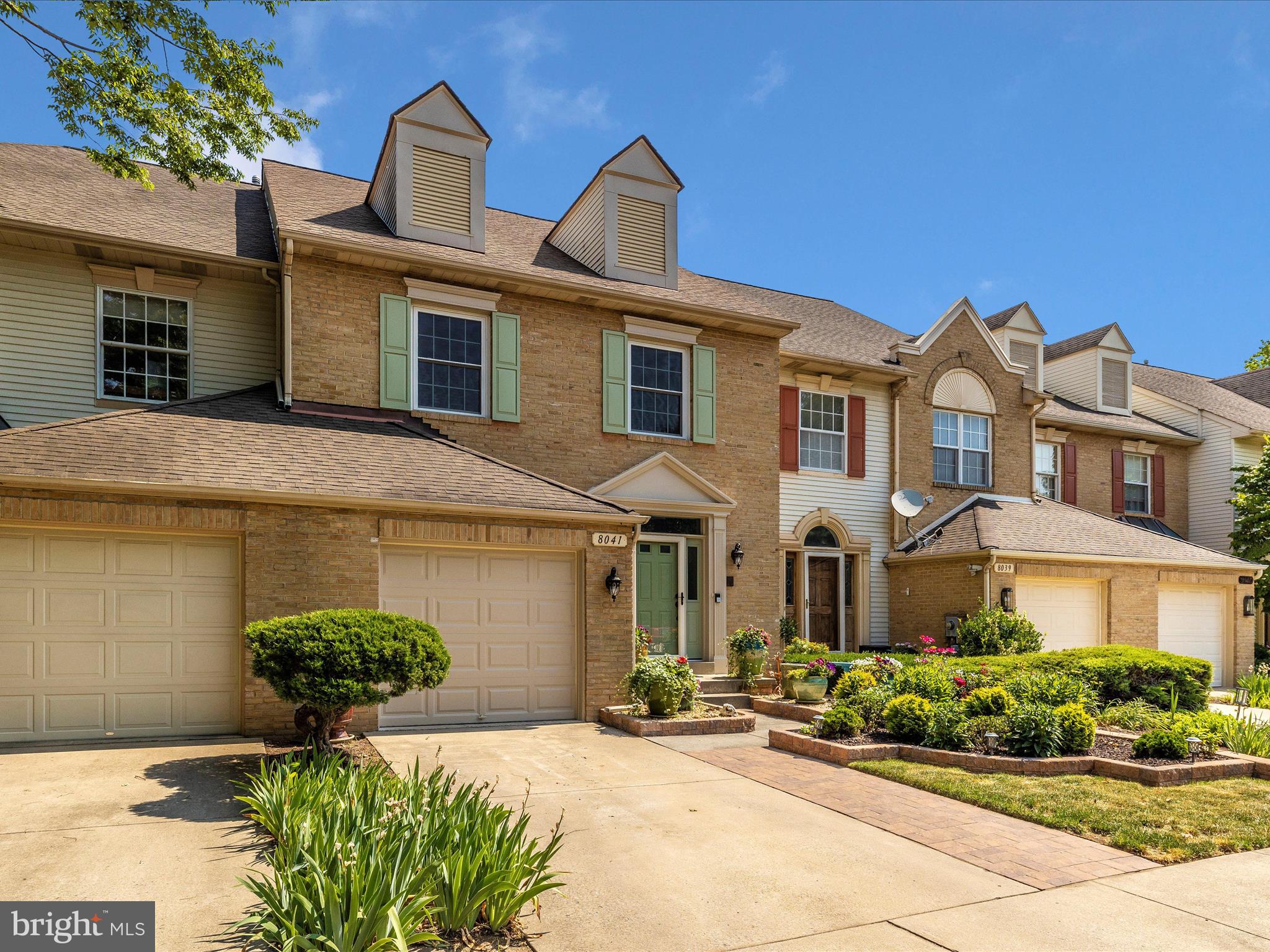 WATERSIDE - Residential