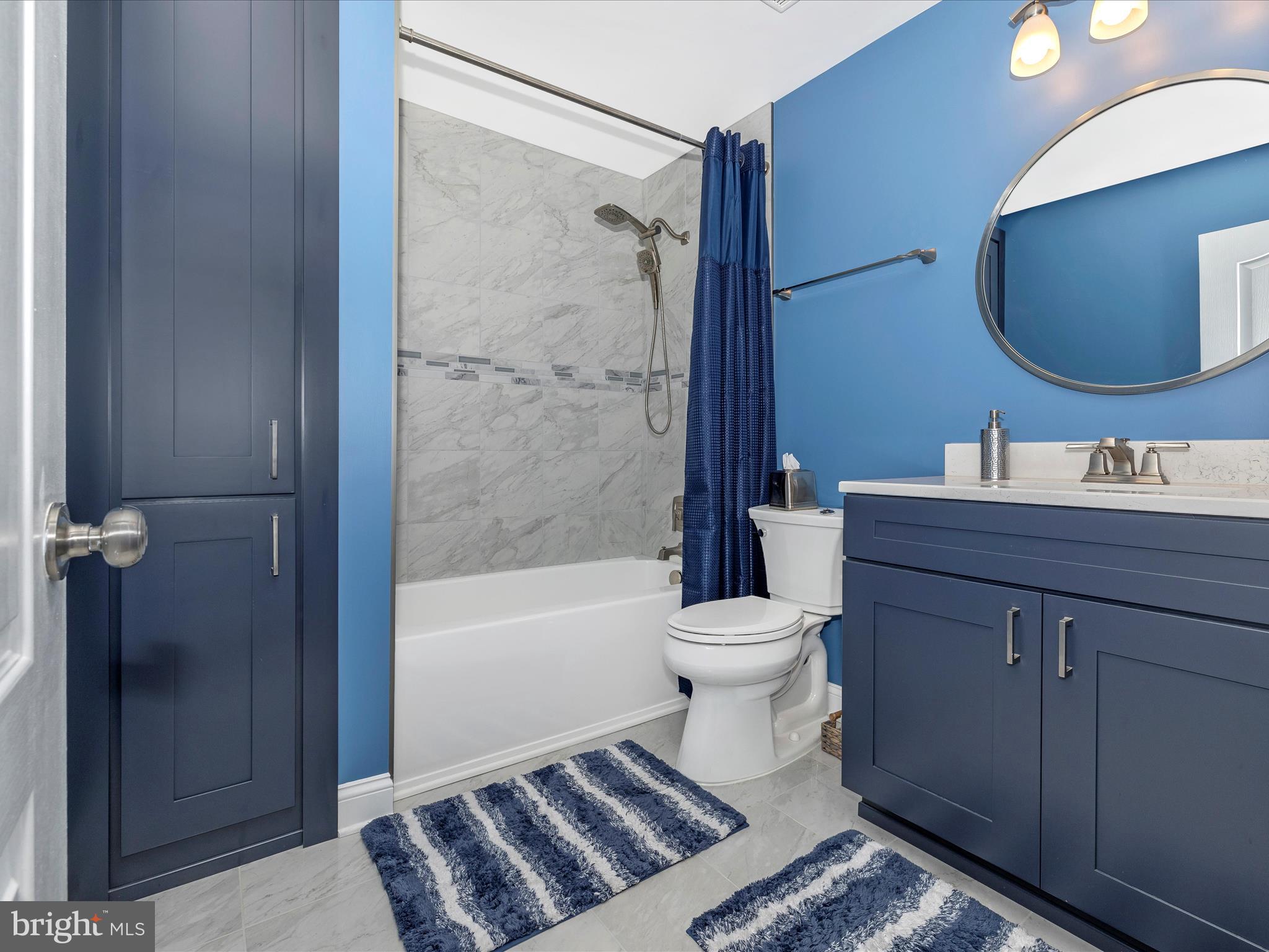 WATERSIDE - Residential