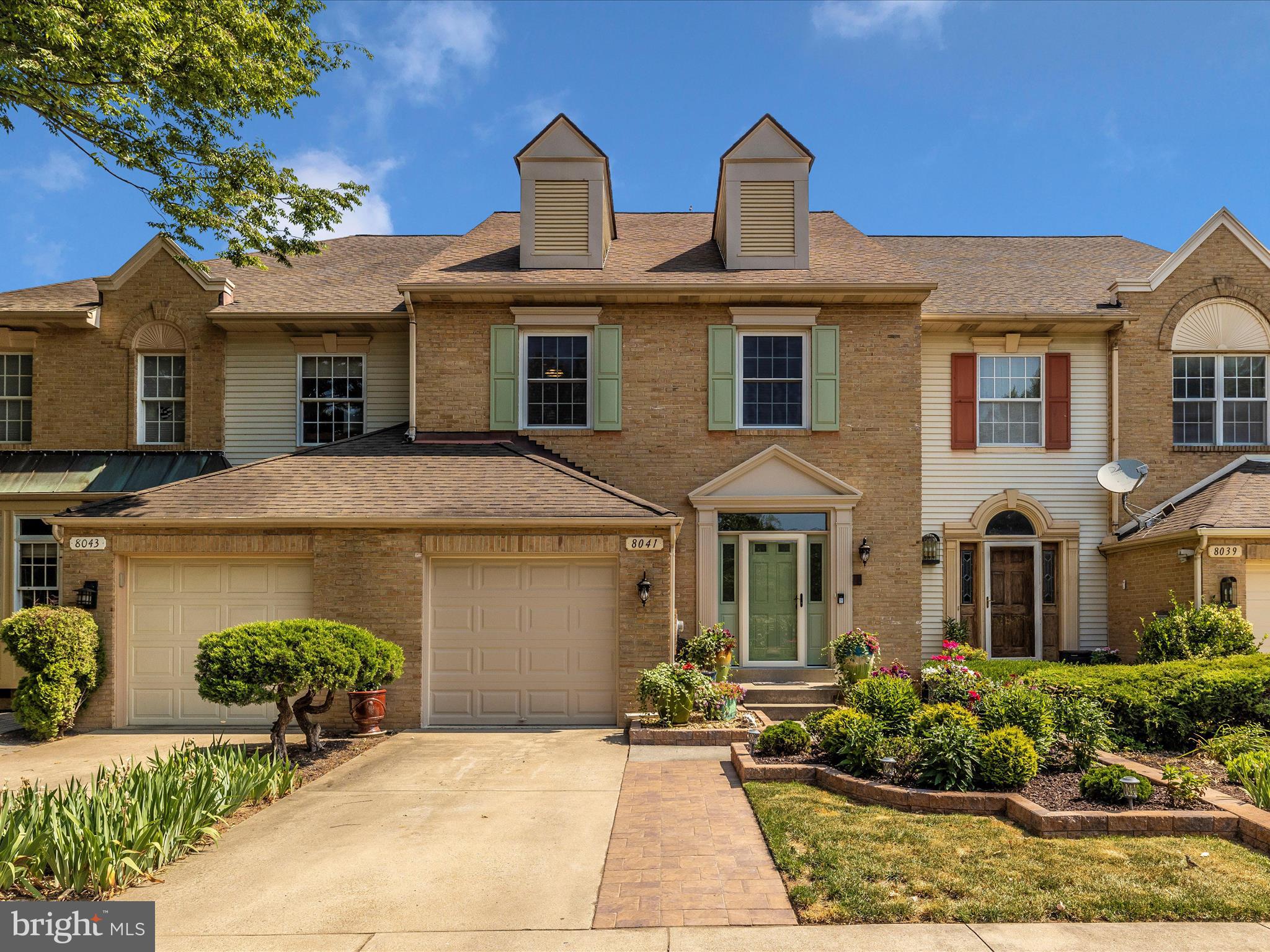 WATERSIDE - Residential