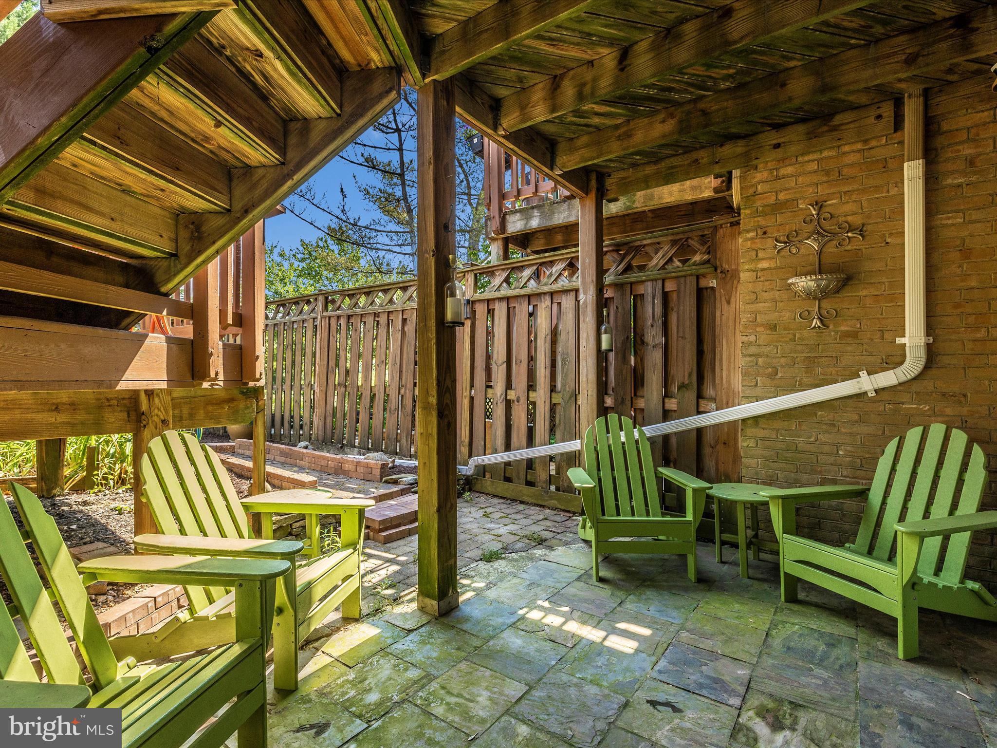 WATERSIDE - Residential