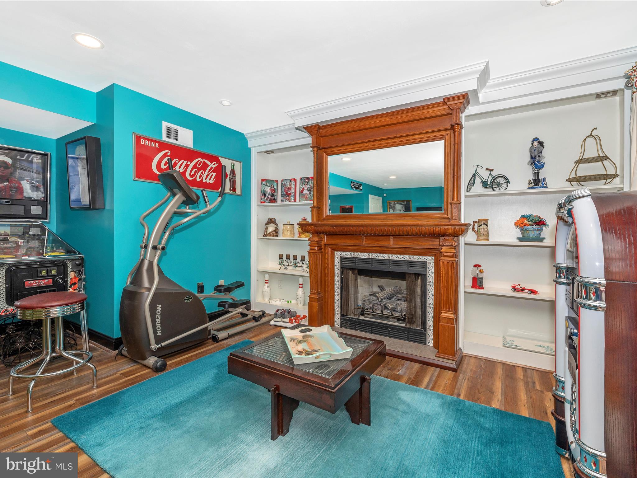 WATERSIDE - Residential