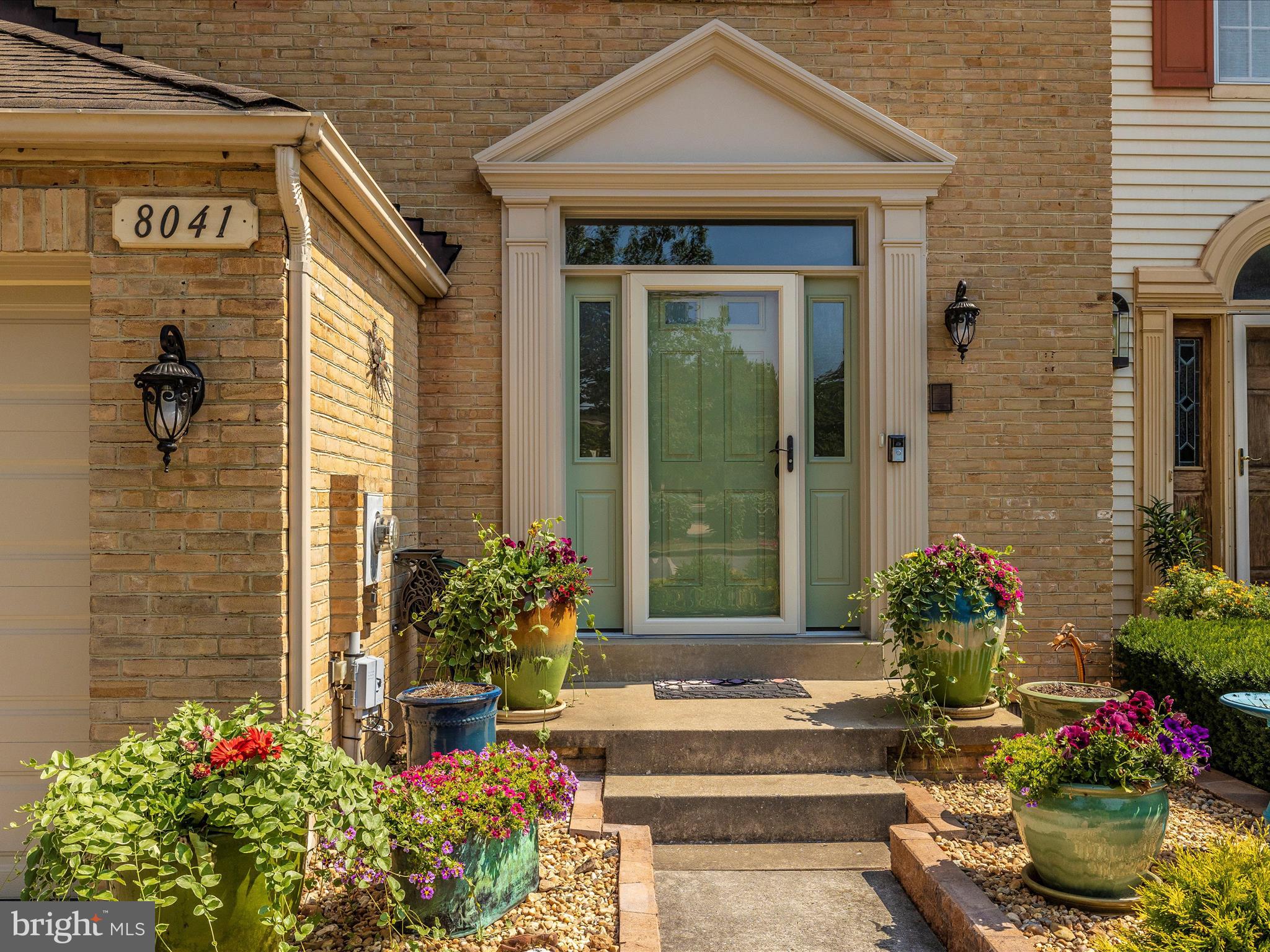 WATERSIDE - Residential