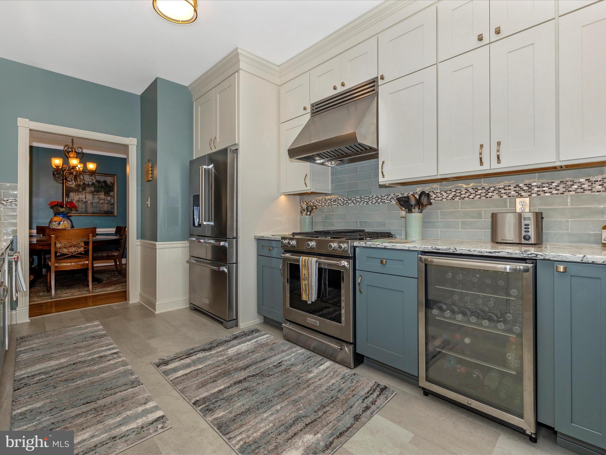 WATERSIDE - Residential