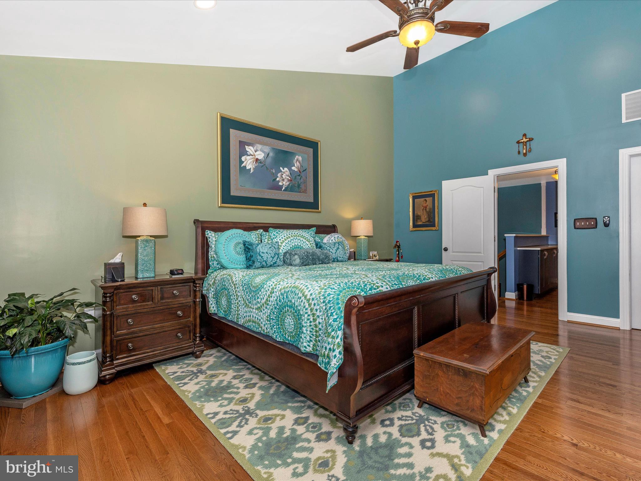 WATERSIDE - Residential