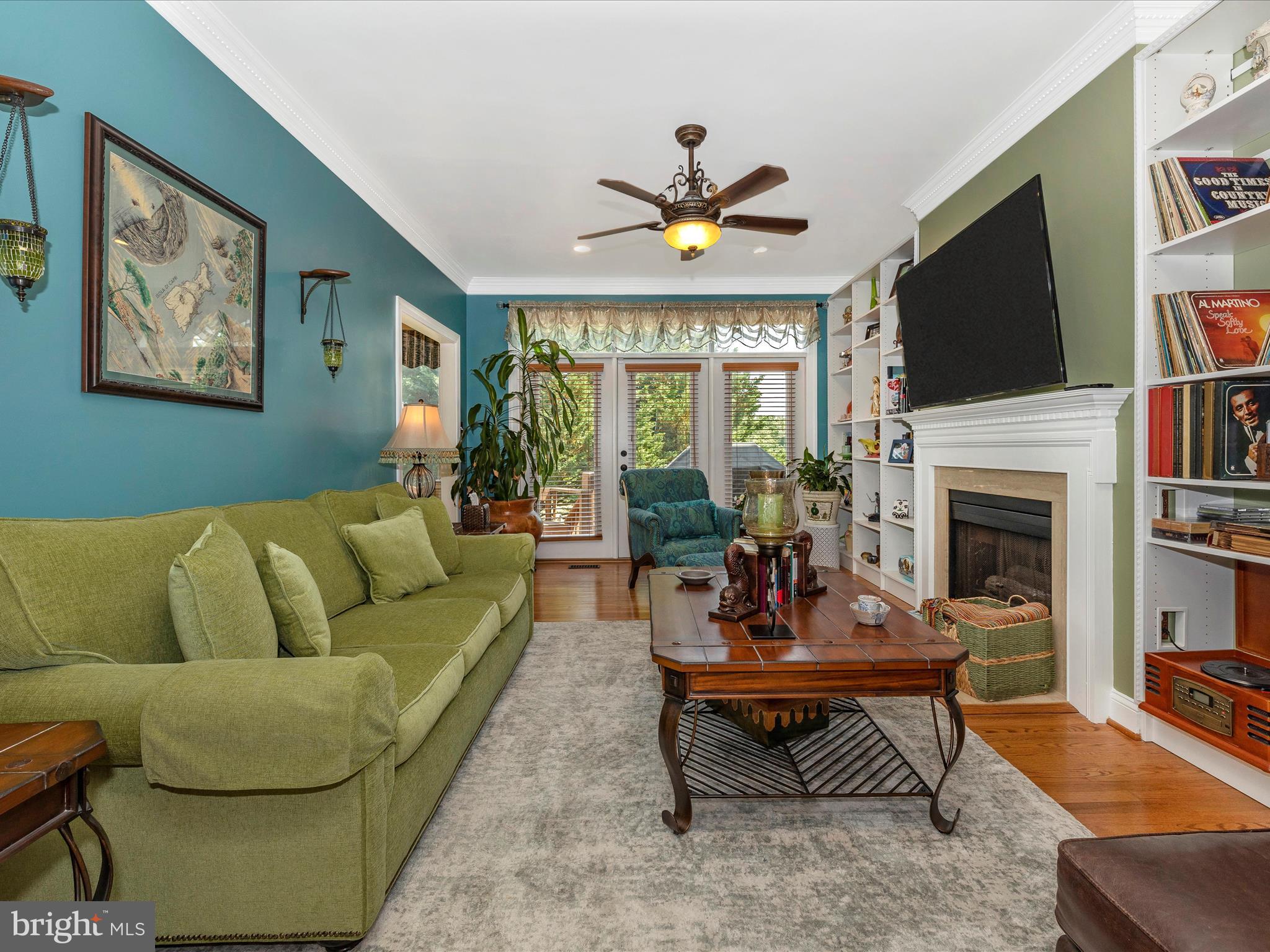 WATERSIDE - Residential