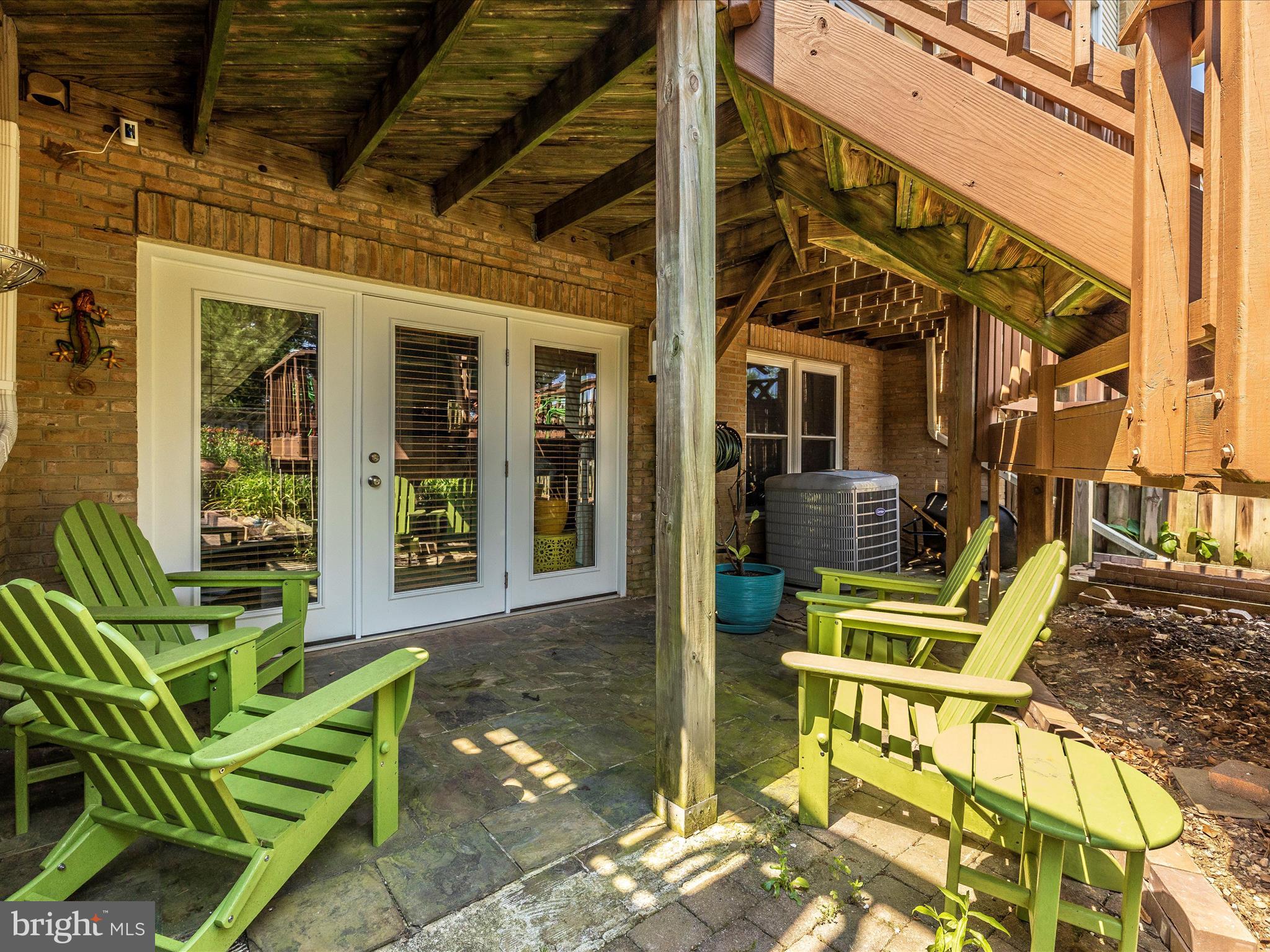 WATERSIDE - Residential