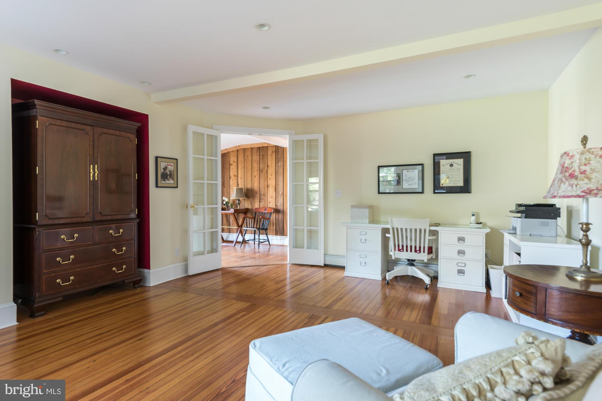 WILD ROSE SHORES - Residential