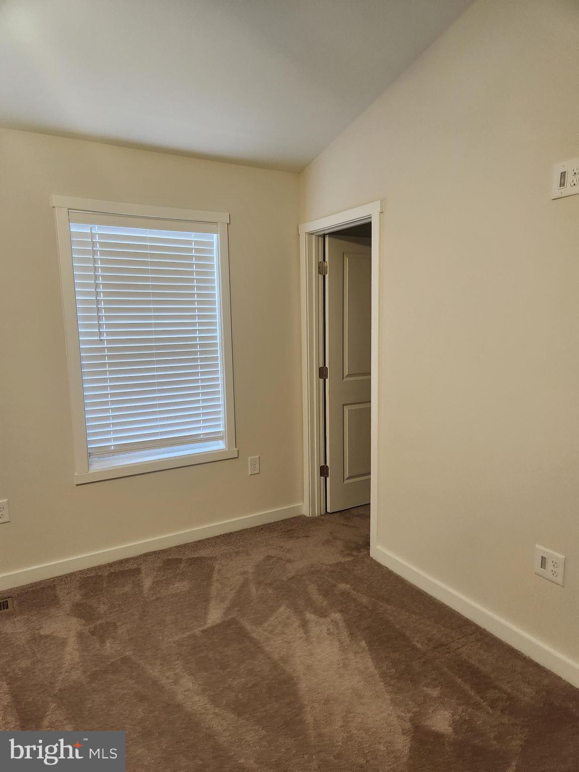 THE COMMUNITIES OF BURWELL - Residential Lease