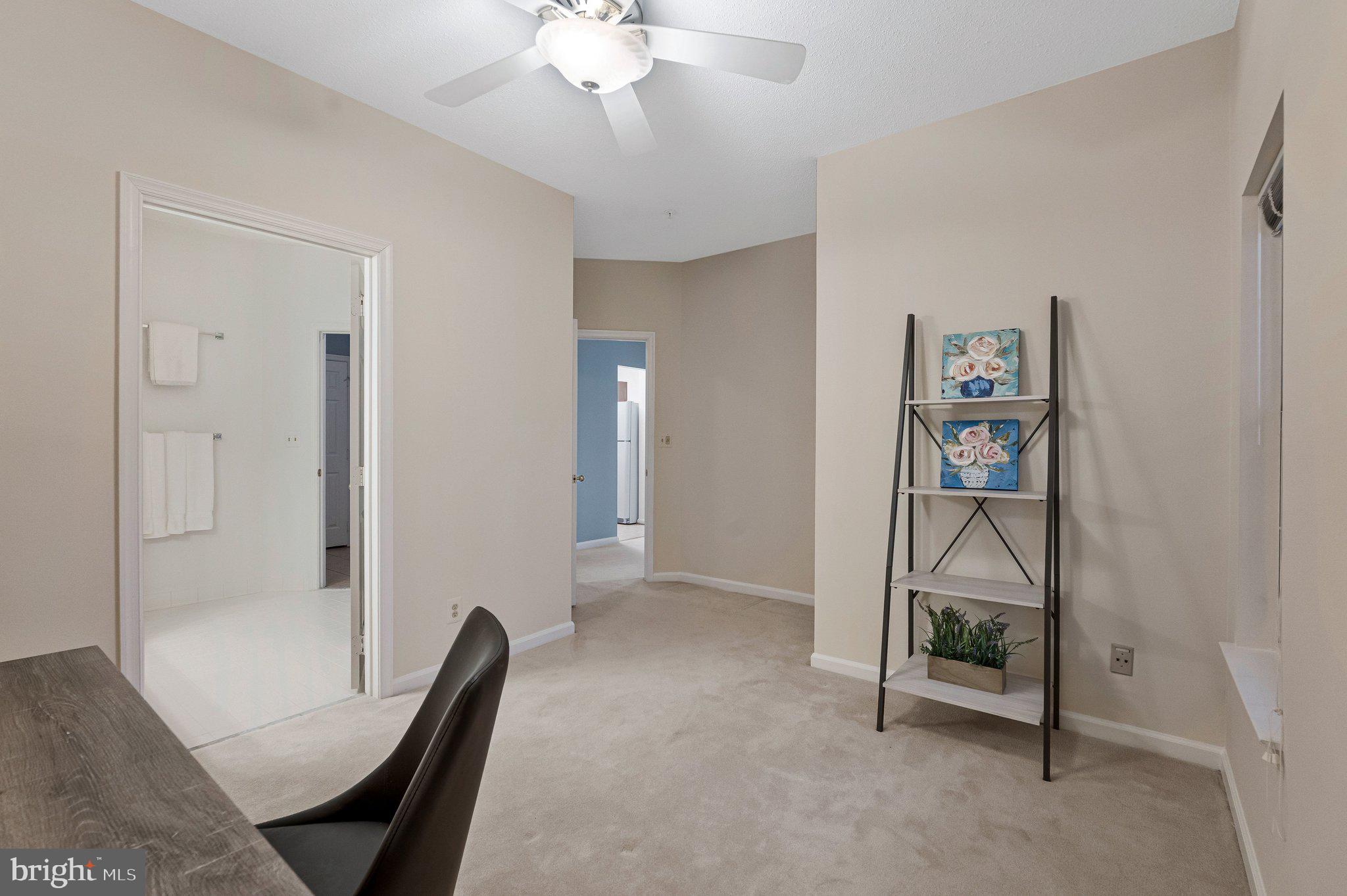 EDGEWATER AT TOWN CENTER - Residential