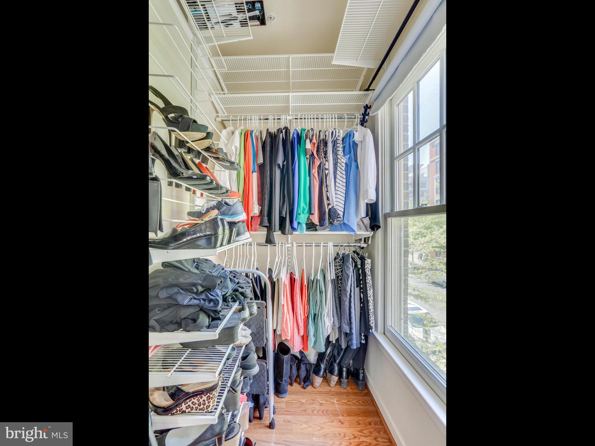 CLARENDON PARK - Residential