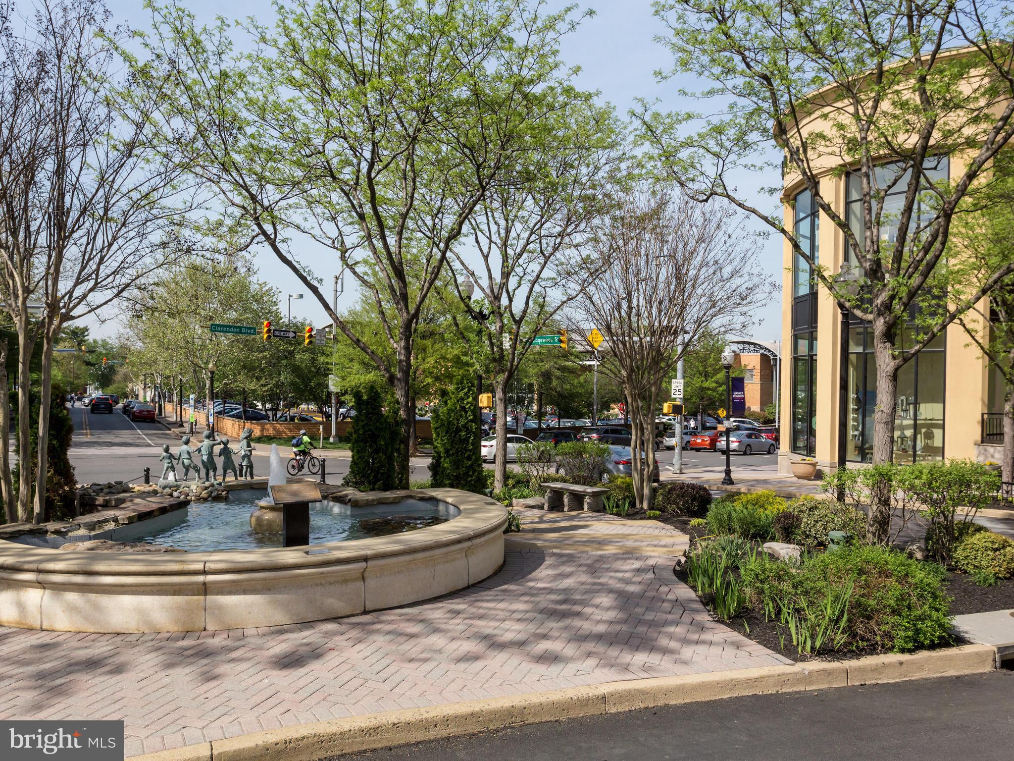 CLARENDON PARK - Residential