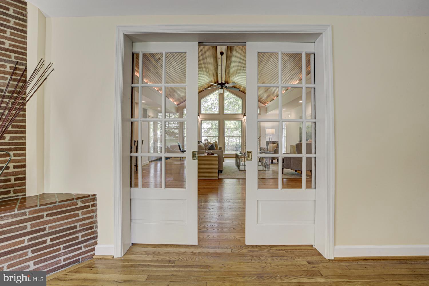 WASHINGTON GROVE - Residential