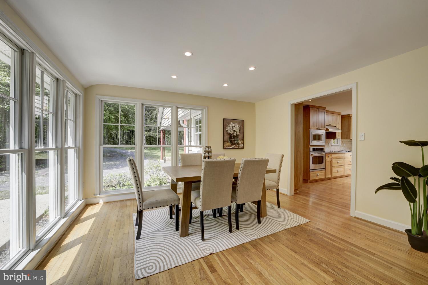 WASHINGTON GROVE - Residential