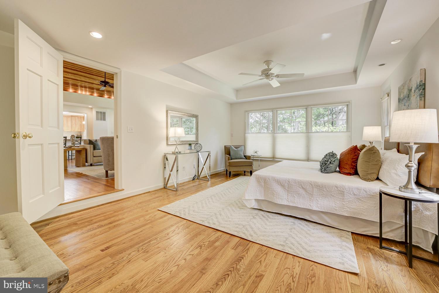 WASHINGTON GROVE - Residential