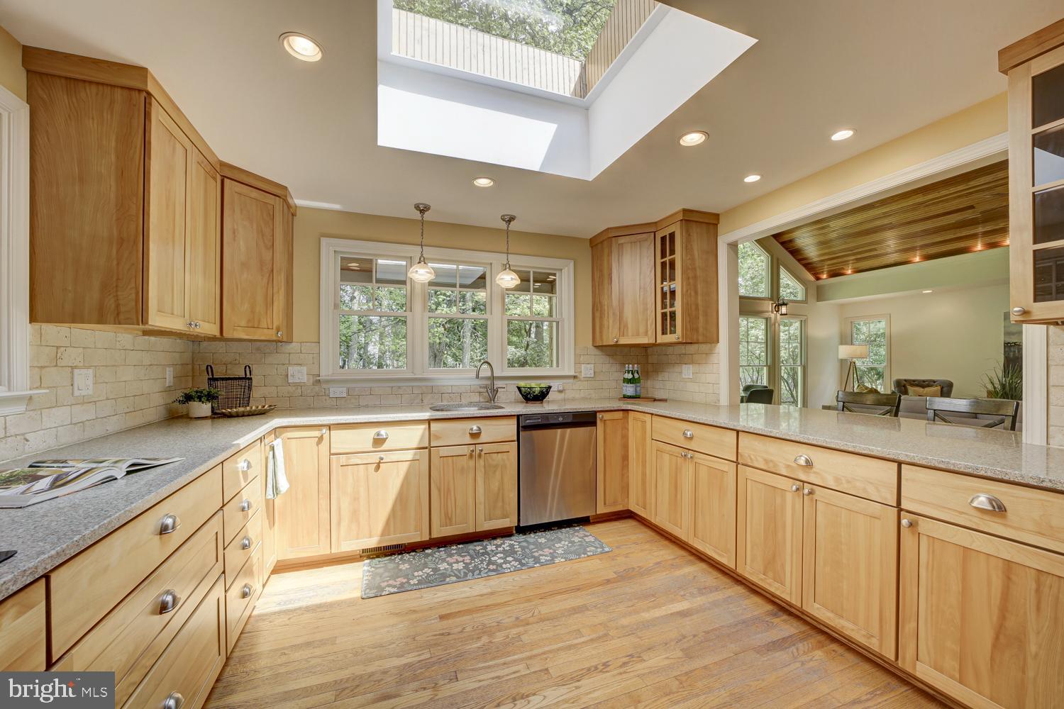 WASHINGTON GROVE - Residential