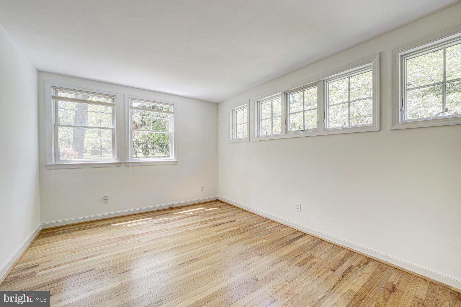 WASHINGTON GROVE - Residential