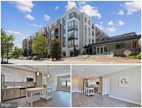 Condo For Sale - 145 Riverhaven Drive #021<br/> OXON HILL, MD 20745